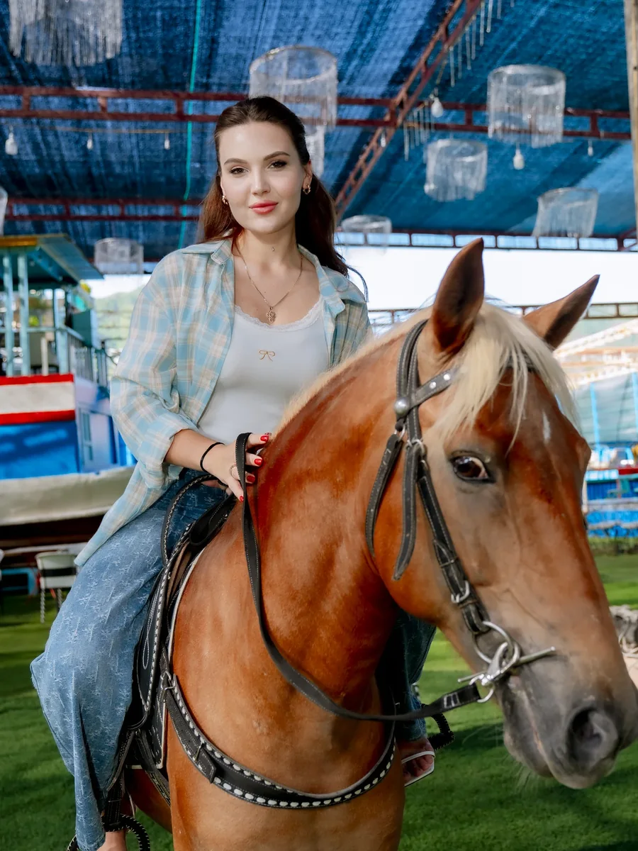 Прогулка на лошади и фотосессия